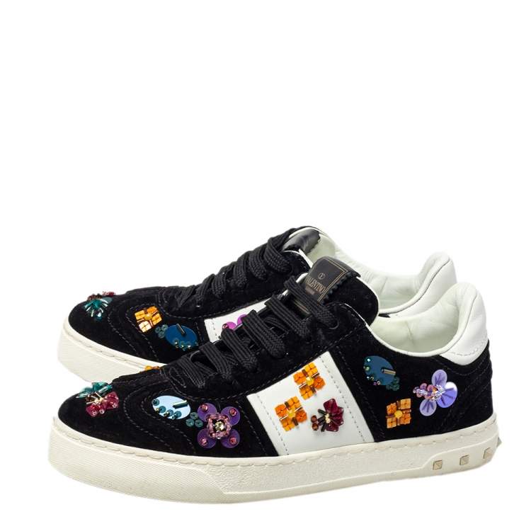 Pre Owned Valentino Black/White Suede And Leather Embellished Low Top Sneakers Size 35