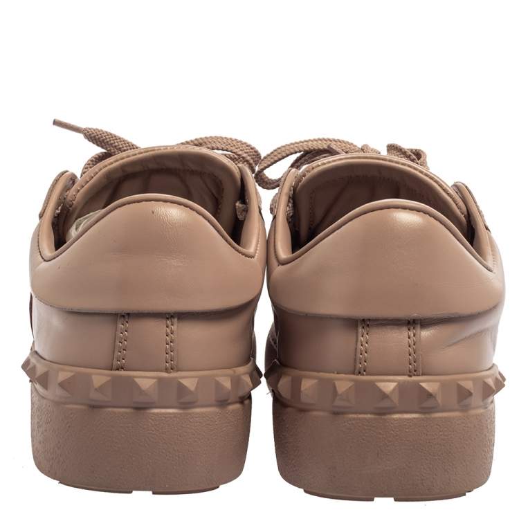 Pre Owned Valentino Beige/Burgundy Leather Rockstud Low Top Open Sneakers Size 38