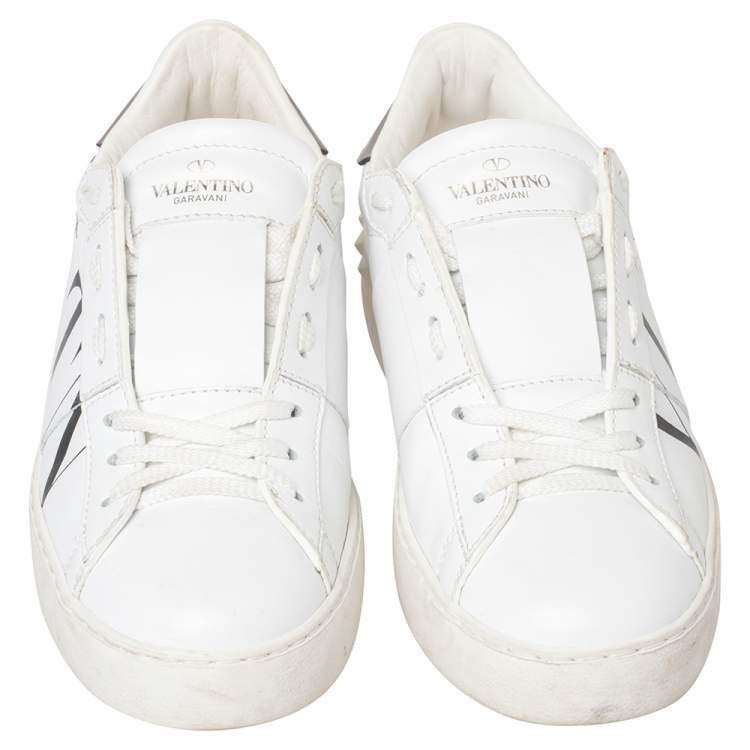 Pre Owned Valentino White Leather Rockstud Low Top Sneakers Size 38