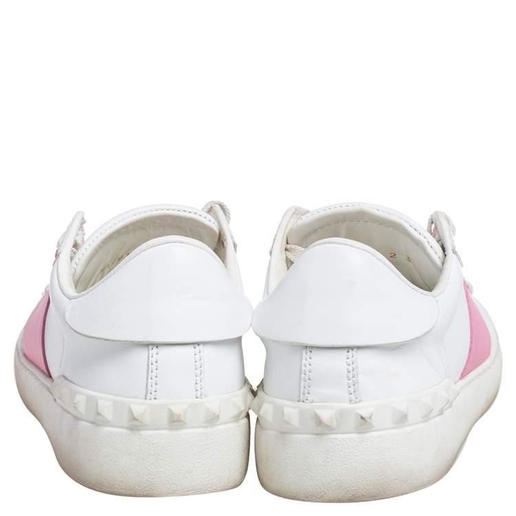 Pre Owned Valentino White/Pink Leather Rockstud Color Block Low Top Sneakers Size 39
