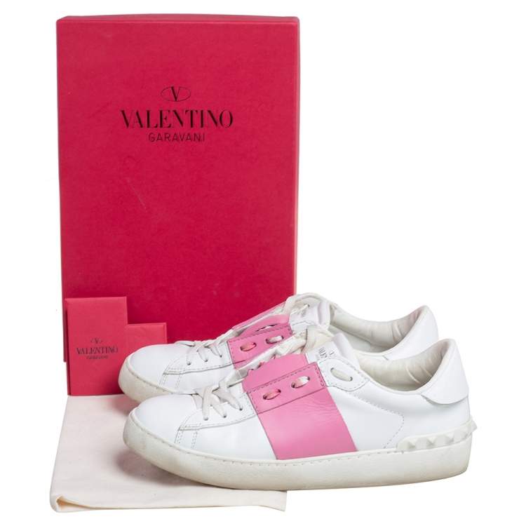 Pre Owned Valentino White/Pink Leather Rockstud Color Block Low Top Sneakers Size 39