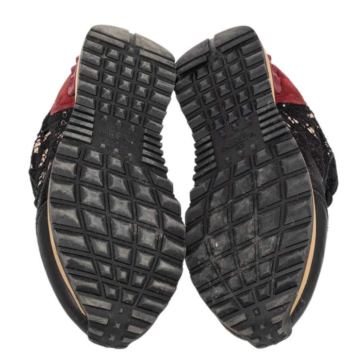 Pre Owned Valentino Black Suede And Lace Rockrunner Low Top Sneakers Size 39