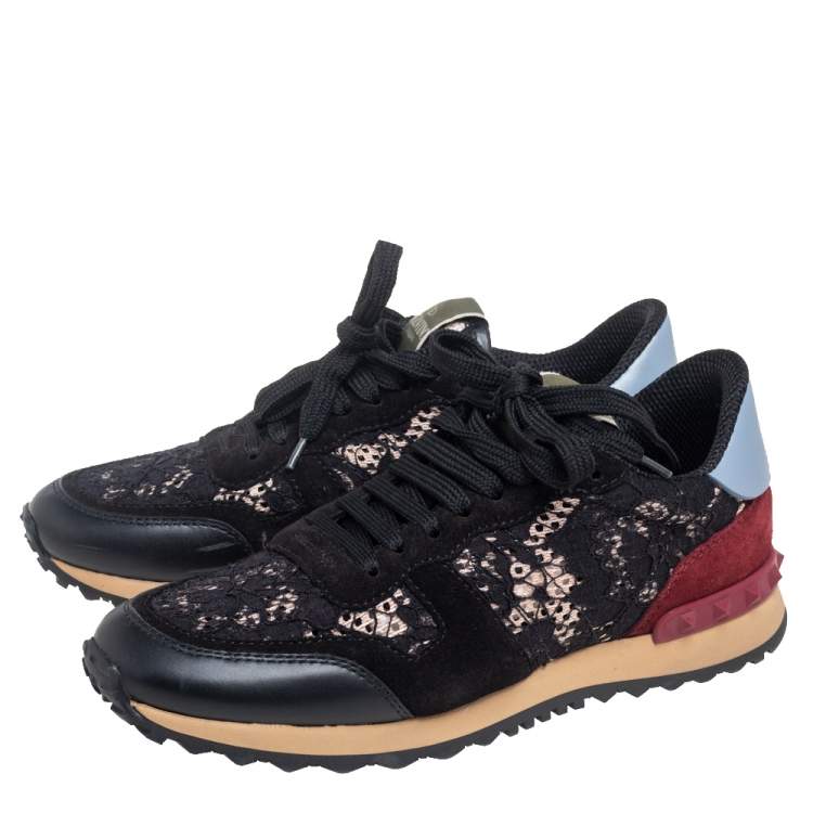 مملوكة مسبقًا Valentino Black Lace, Leather and Suede Rockrunner Sneakers Size 37