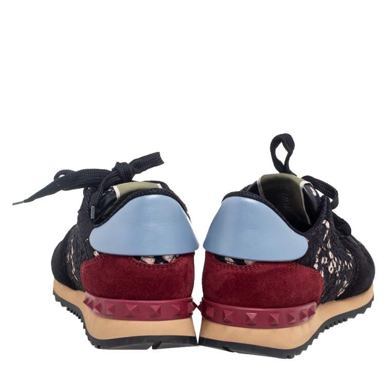 مملوكة مسبقًا Valentino Black Lace, Leather and Suede Rockrunner Sneakers Size 37