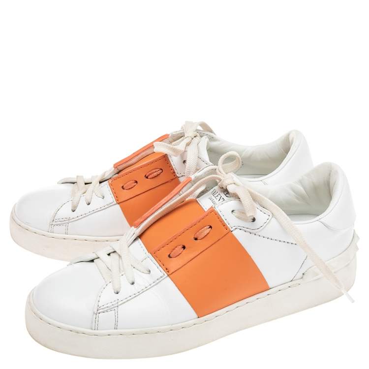 Pre Owned Valentino White/Orange Leather Rockstud Low-Top Sneakers Size 36
