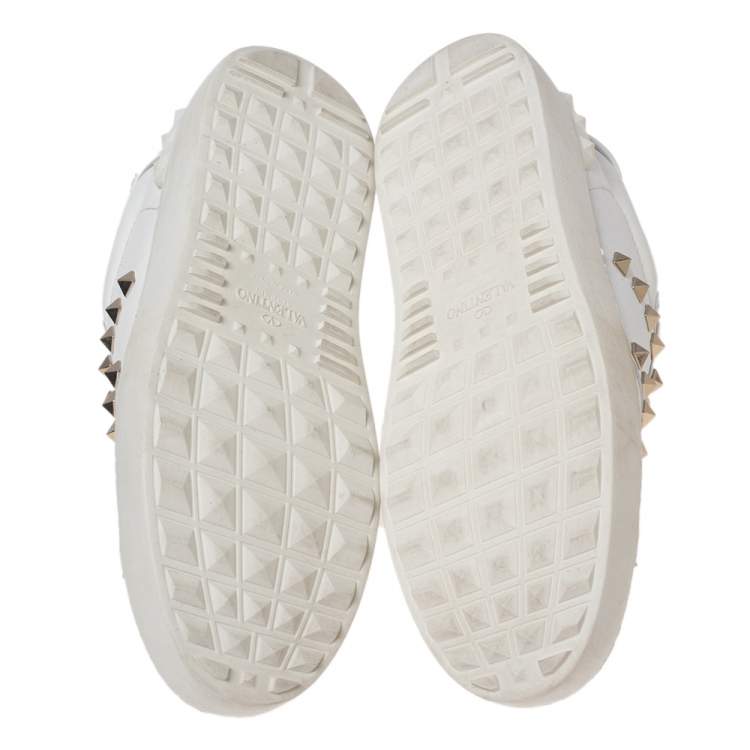 Pre Owned Valentino White Leather Rockstud Sneakers Size 39