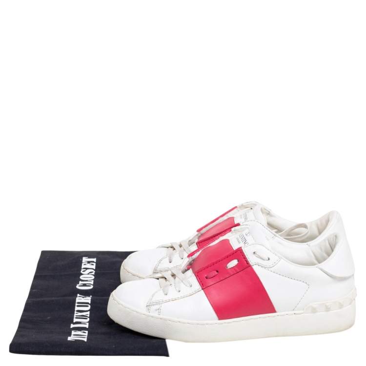 Pre Owned Valentino White Leather  Rockstud Lace Up  Sneakers Size 37.5