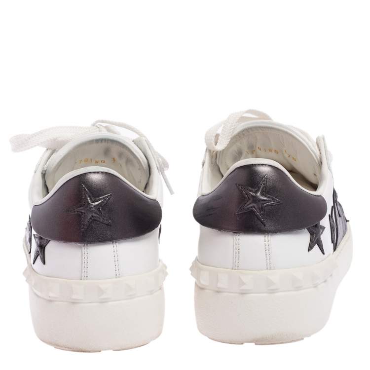 Pre Owned Valentino White/Black Leather Rockstud Low Top Sneakers Size 37.5