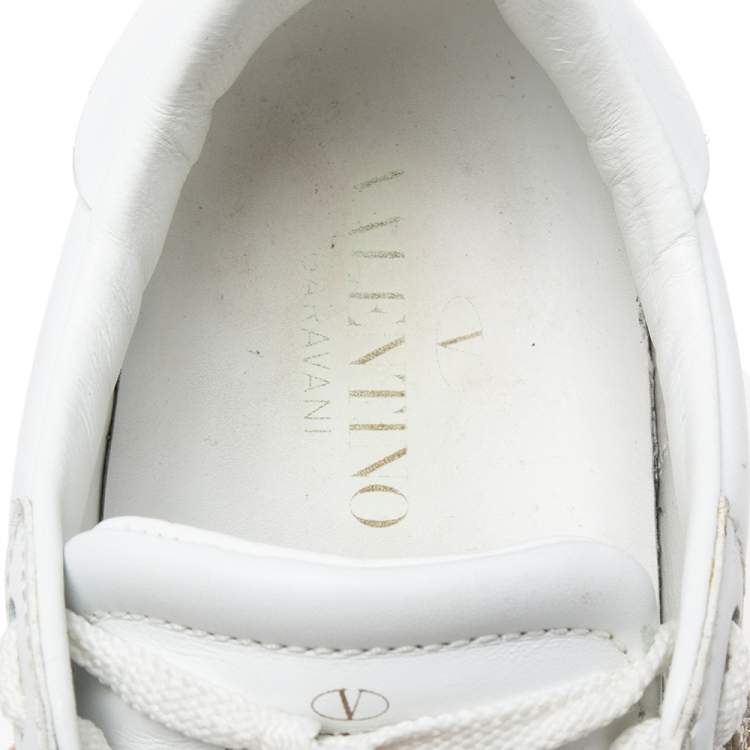 Pre Owned Valentino White Leather Rockstud Sneakers Size 38.5