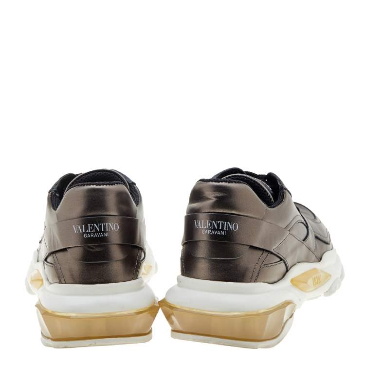 مملوكة مسبقًا Valentino Metallic Leather Lace Up Sneakers Size 36
