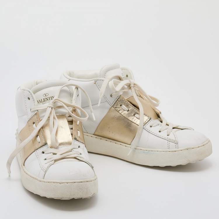 Pre Owned Valentino White/Gold Leather Rockstud Lace Up Sneakers Size 38