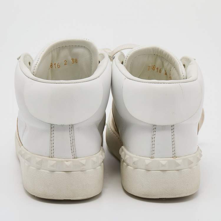 Pre Owned Valentino White/Gold Leather Rockstud Lace Up Sneakers Size 38