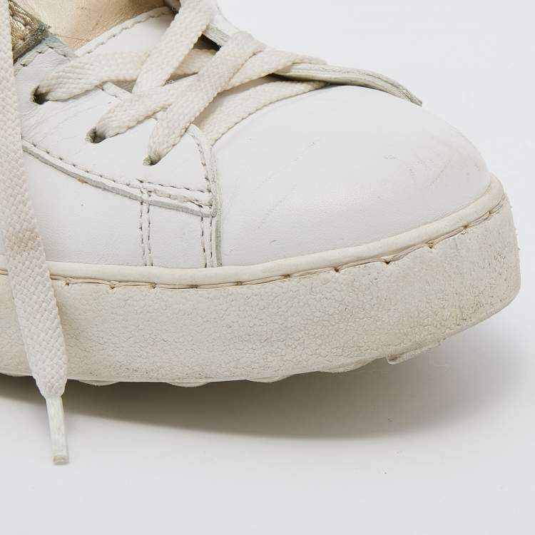 Pre Owned Valentino White/Gold Leather Rockstud Lace Up Sneakers Size 38