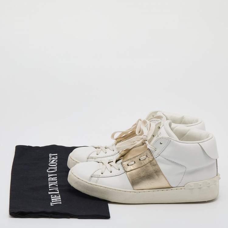 Pre Owned Valentino White/Gold Leather Rockstud Lace Up Sneakers Size 38