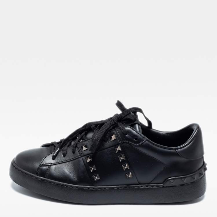 Pre Owned Valentino Black Leather Rockstud Untitled Low-Top Sneakers Size 39.5