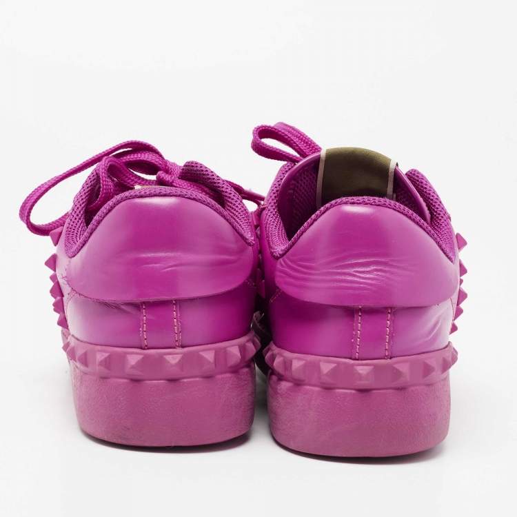 مملوكة مسبقًا Valentino Shocking Pink Leather Rockstud Lace Up Sneakers Size 38