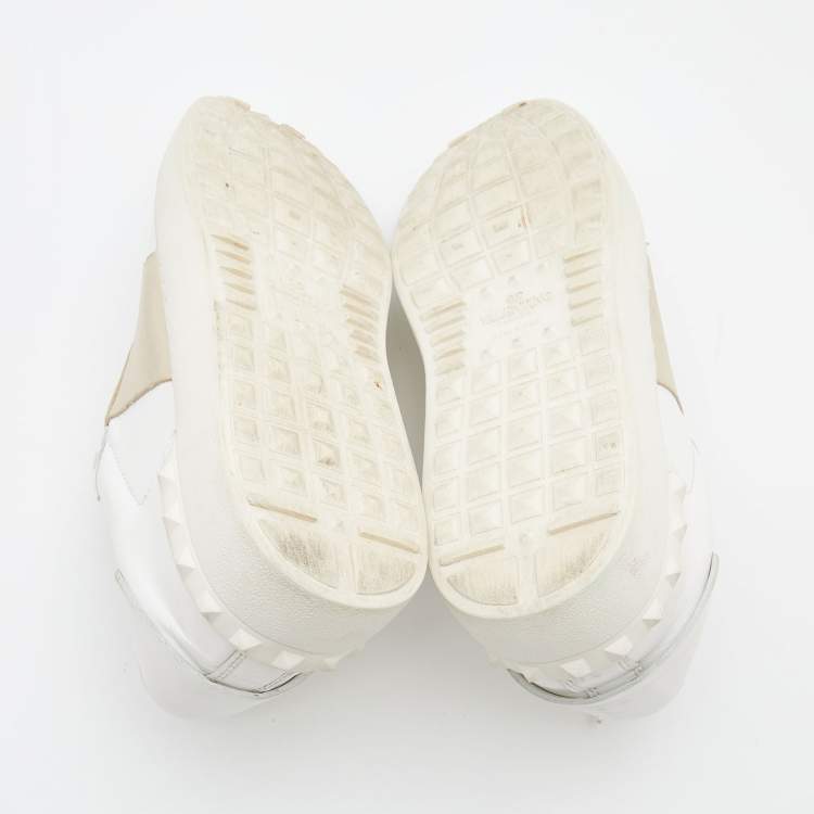 Pre Owned Valentino White/Gold Leather Rockstud Low Top Open Sneakers Size 40