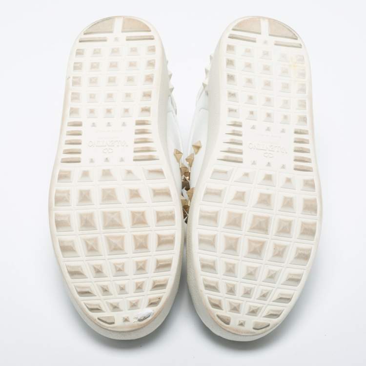 Pre Owned Valentino White Leather Rockstud Low-Top Sneakers Size 36