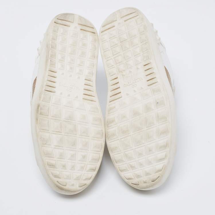 Pre Owned Valentino White/Gold Leather Open Rockstud Low Top Sneakers Size 37