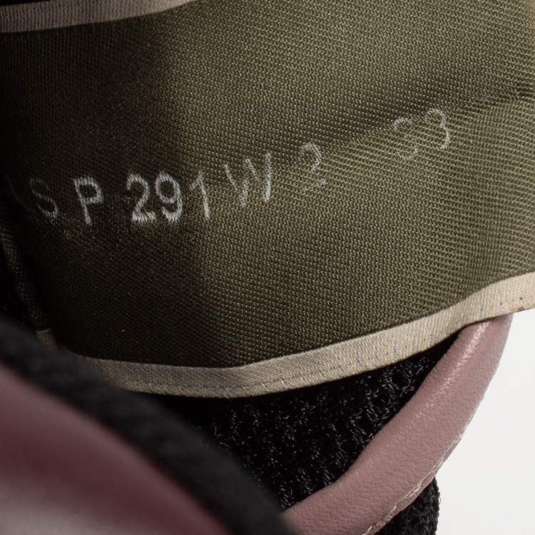 مملوكة مسبقًا Valentino Pink Leather, Suede and Camouflage Canvas Rockrunner Low-Top Sneakers Size 38