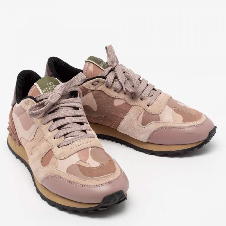 مملوكة مسبقًا Valentino Pink Leather, Suede and Camouflage Canvas Rockrunner Low-Top Sneakers Size 38