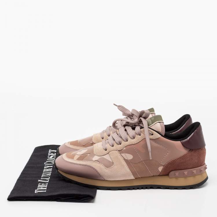مملوكة مسبقًا Valentino Pink Leather, Suede and Camouflage Canvas Rockrunner Low-Top Sneakers Size 38