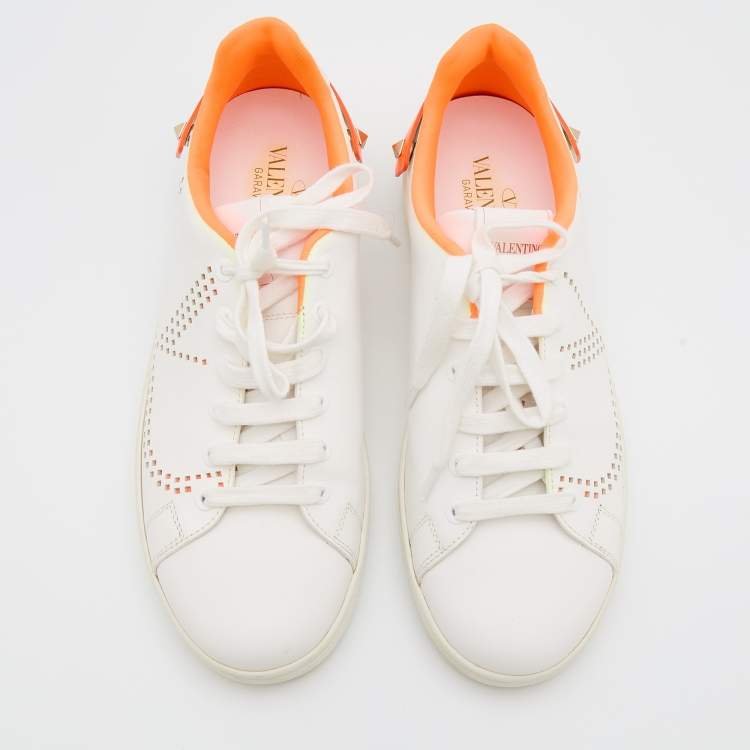 مملوكة مسبقًا Valentino White/Neon Orange Leather Backnet VLOGO Sneakers Size 38