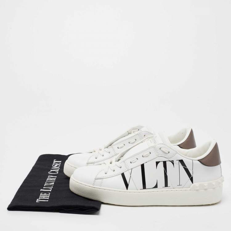 مملوكة مسبقًا Valentino White/Metallic Bronze  Leather VLTN Low-Top Sneakers  Size 36.5