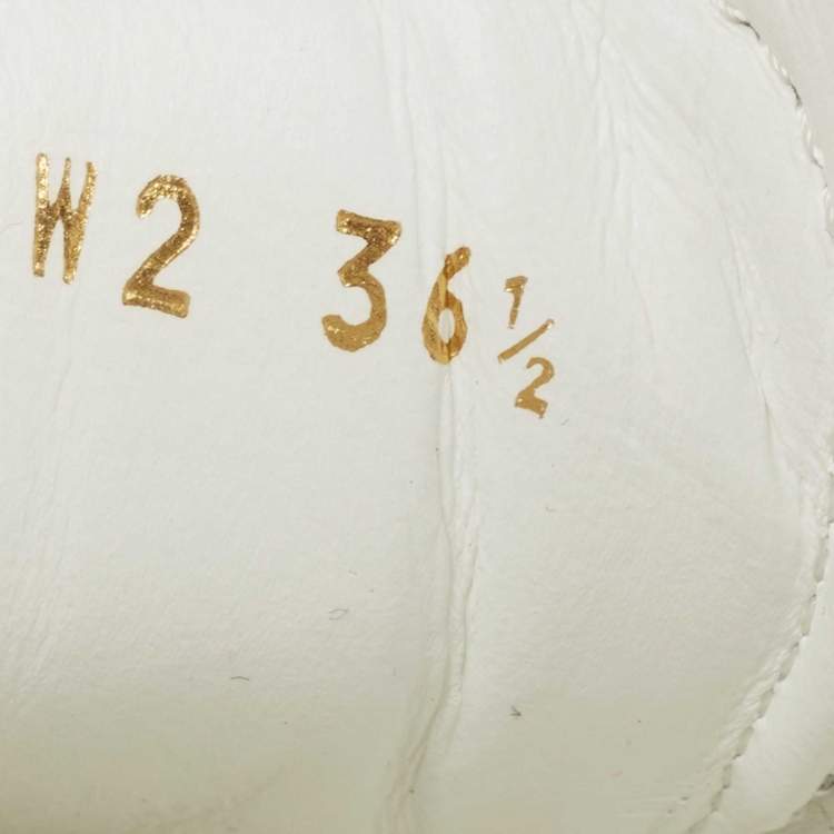 مملوكة مسبقًا Valentino White/Metallic Bronze  Leather VLTN Low-Top Sneakers  Size 36.5