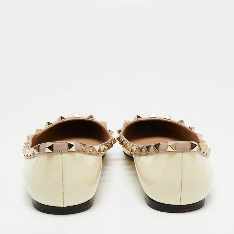 Pre Owned Valentino Cream Patent Leather Rockstud Ballet Flats Size 39