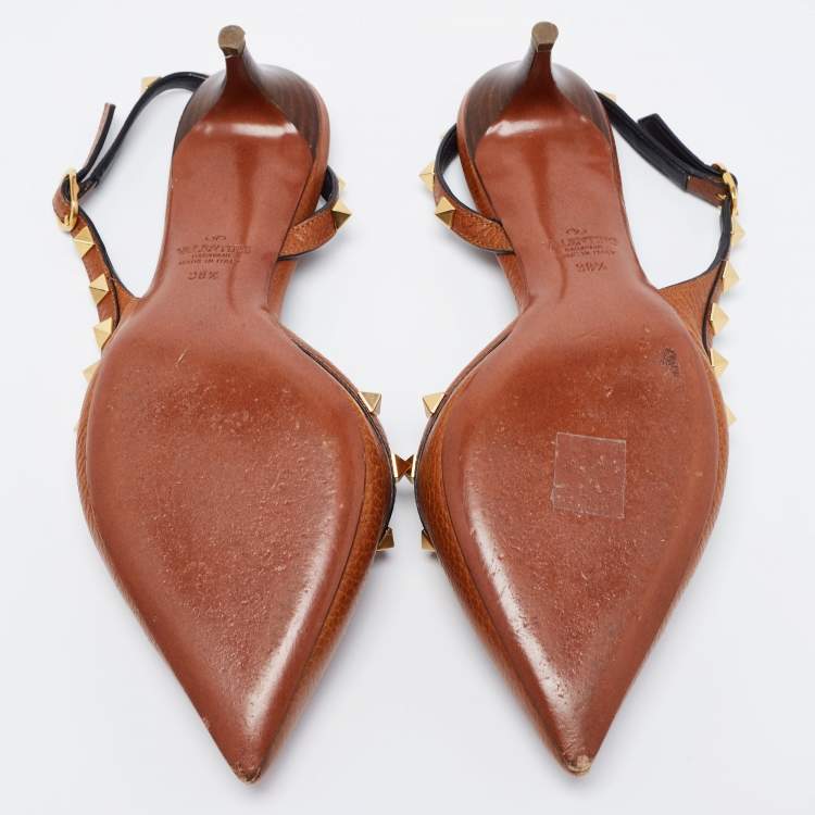 Pre Owned Valentino Brown Leather Rockstud Slingback Pumps Size 38.5