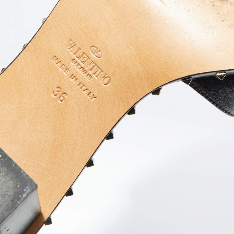 Pre Owned Valentino Black Leather Rockstud Slide Sandals Size 36