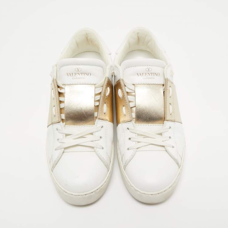 Pre Owned Valentino White/Gold Leather Rockstud Low Top Sneakers Size 36.5