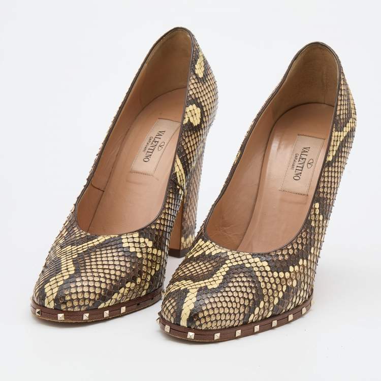Pre Owned Valentino Multicolor Python Leather Studded Round Toe Pumps Size 37.5