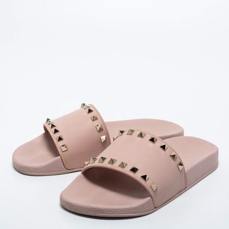 arrangere Etna Dekoration Valentino Light Pink Rubber Rockstud Flat Slides Size 39 Valentino | TLC