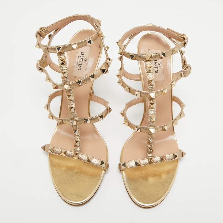 Pre Owned Valentino Gold Leather Rockstud Ankle Strap Sandals Size 39.5