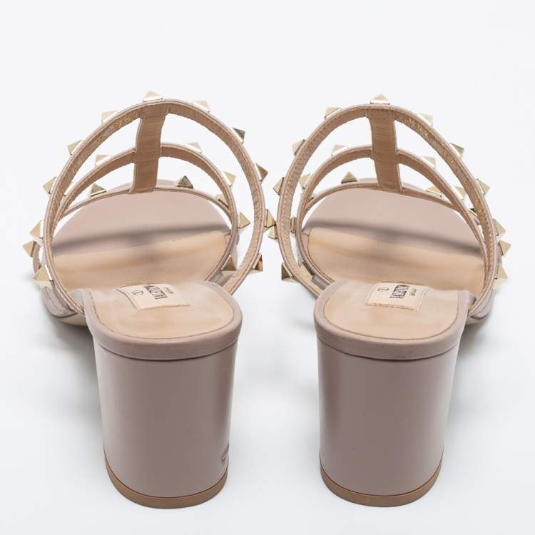 Pre Owned Valentino Pink Leather Rockstud Sandals Size 39.5