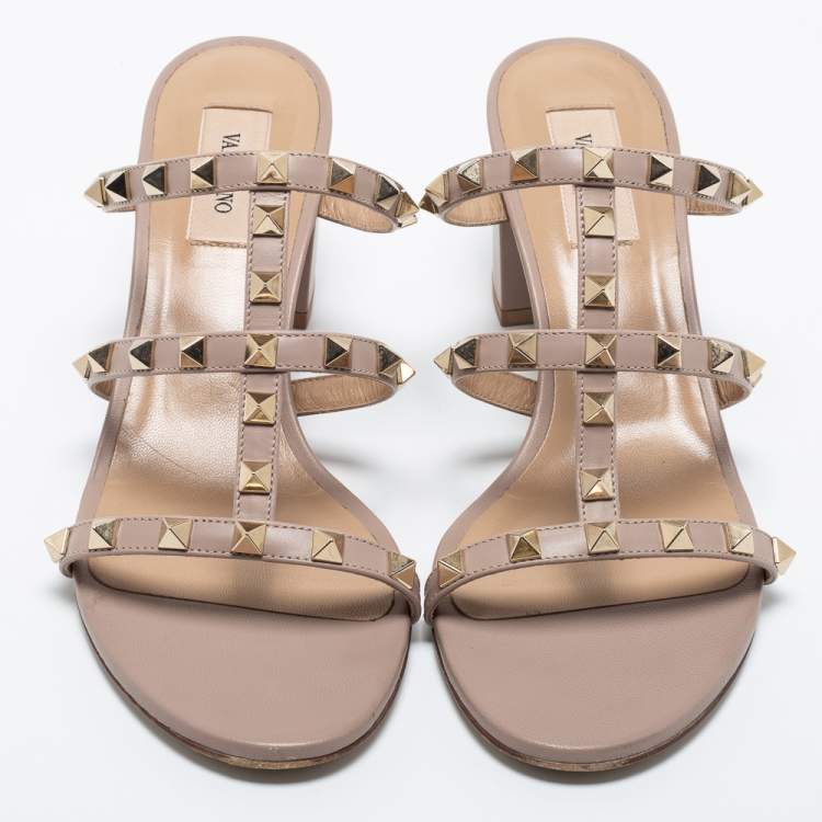 Pre Owned Valentino Pink Leather Rockstud Sandals Size 39.5