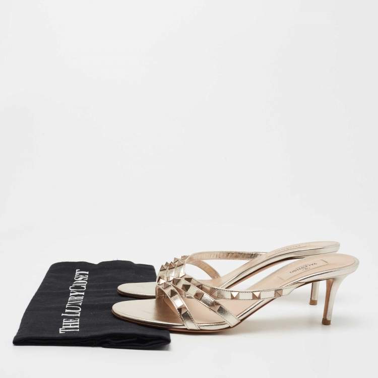 Pre Owned Valentino Metallic Leather Rockstud Slide Sandals Size 38.5