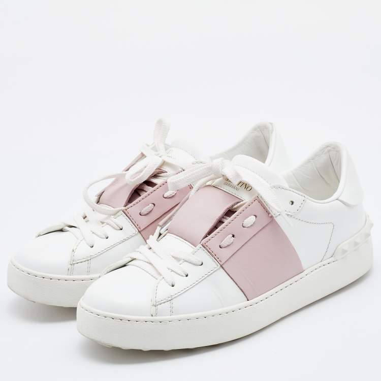 Valentino store blush shoes