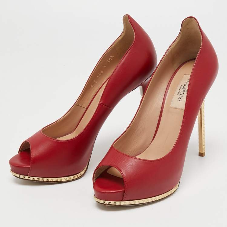 Pre Owned Valentino Red Leather Rockstud Pumps Size 36.5 