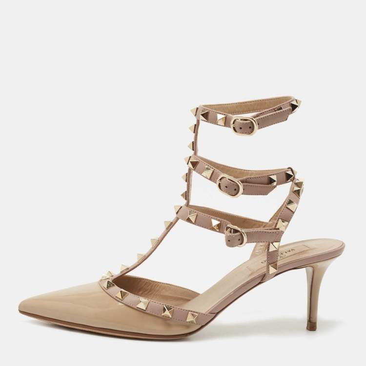 Pre Owned Valentino Beige Patent Leather Rockstud Ankle Strap Pumps Size 39.5
