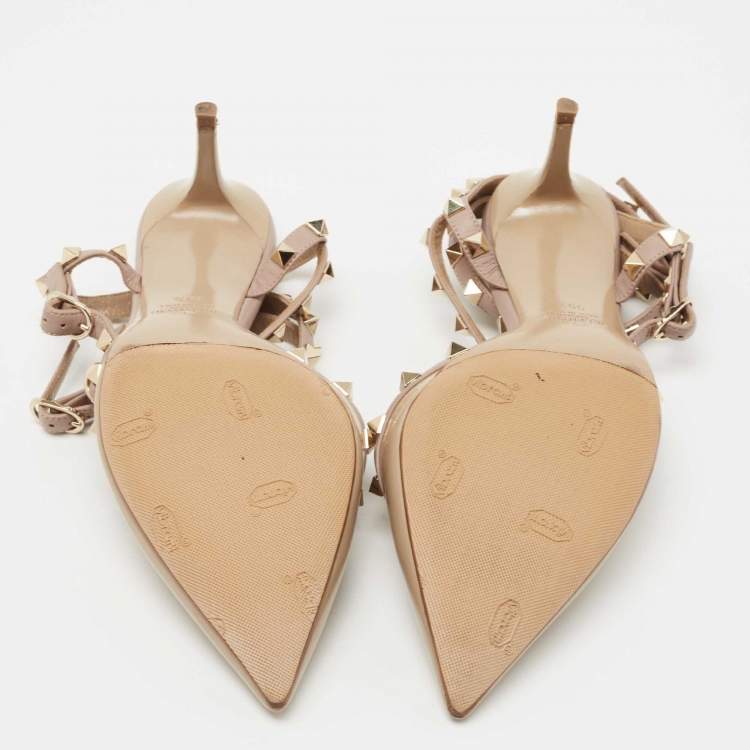 Pre Owned Valentino Beige Patent Leather Rockstud Ankle Strap Pumps Size 39.5