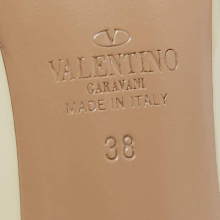 Pre Owned Valentino Cream Patent Leather Rockstud Pumps Size 38