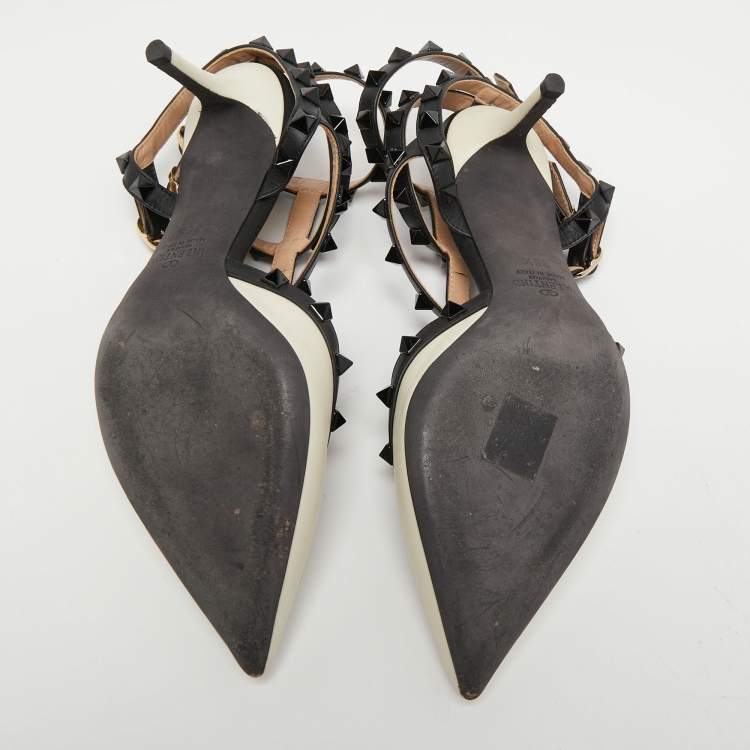 Pre Owned Valentino White/Black Leather Rockstud Ankle Strap Pumps Size 36.5