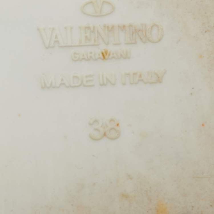 Pre Owned Valentino White Jelly Rockstud Slide Flats Size 38