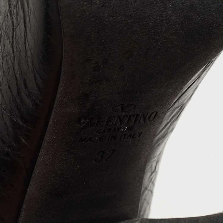 Pre Owned Valentino Black Texture Leather Lace Up Ankle Boots Size 37