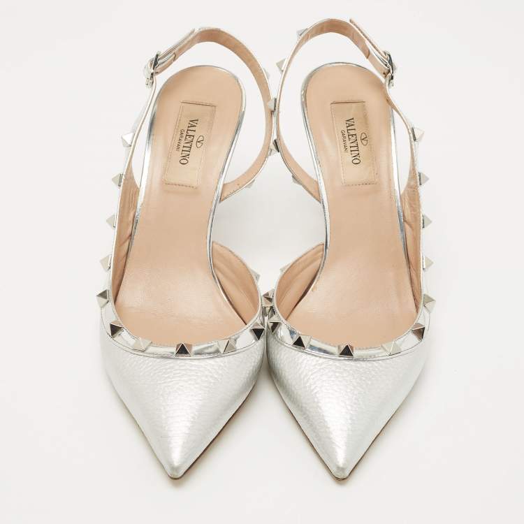 مملوكة مسبقًا Valentino Silver Leather Rockstud D'orsay Slingback Pumps Size 38