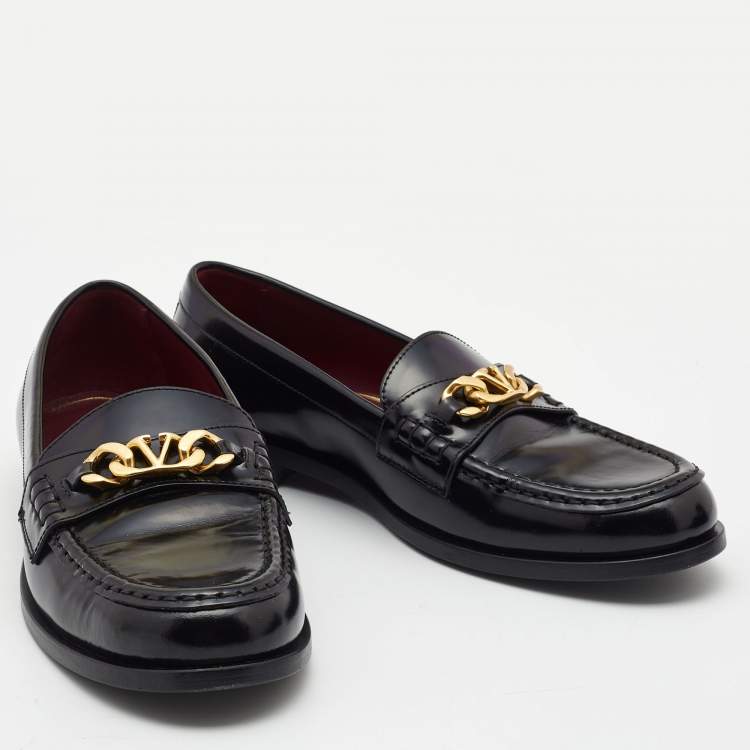 Pre Owned Valentino Black Leather V Logo Chain Loafers Size 41