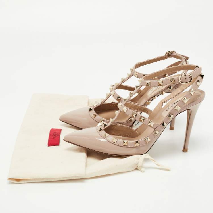 مملوكة مسبقًا Valentino Dusty Pink Patent Leather Rockstud Ankle Strap Pumps Size 37.5